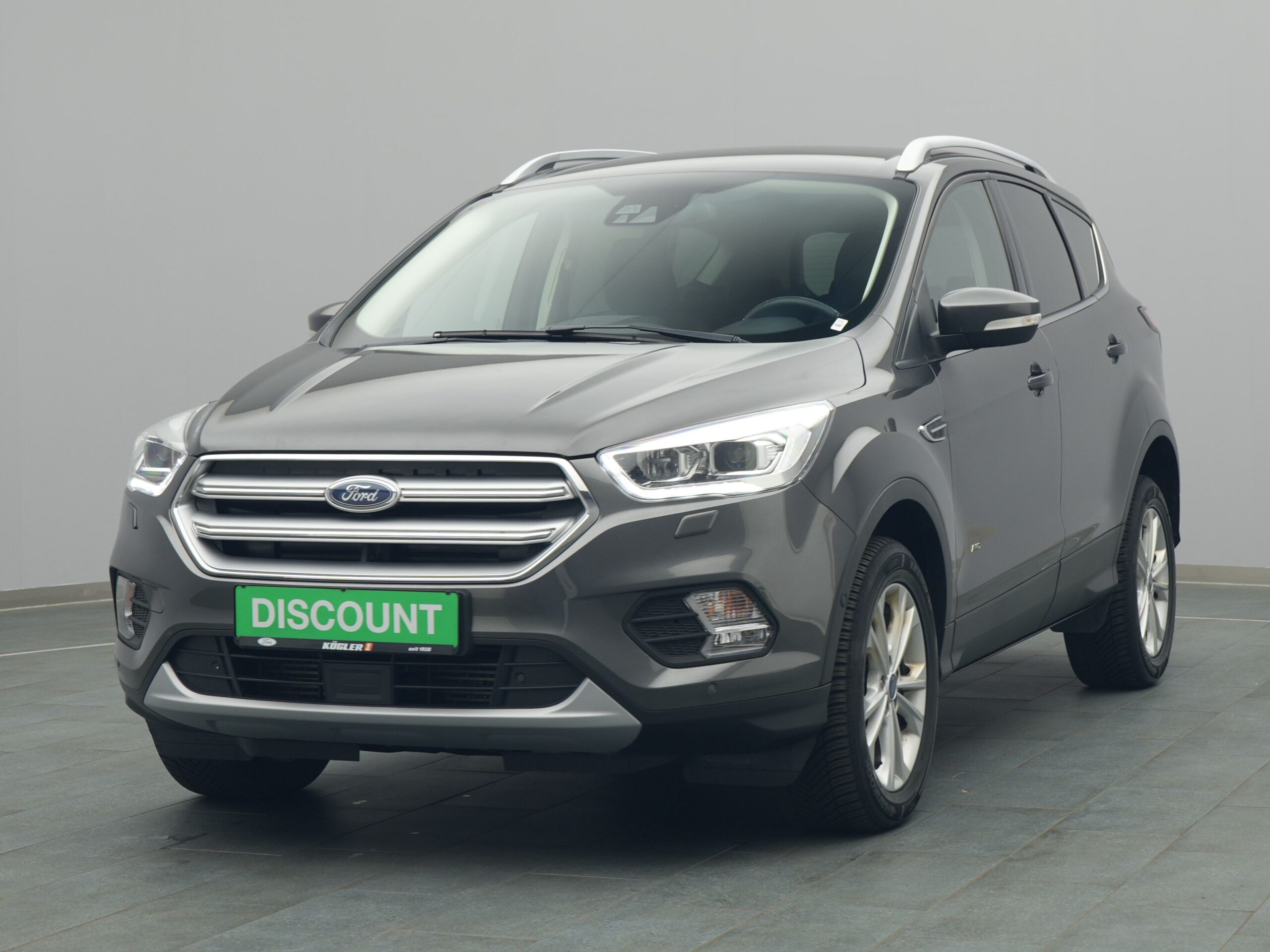 FORD Kuga Titanium 180PS Aut.4x4/Techno-P./ AHK